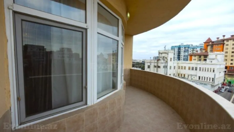 Satılır 4 otaqlı Mənzil Yeni tikili 210 m² Nərimanov r. - şəkil 15