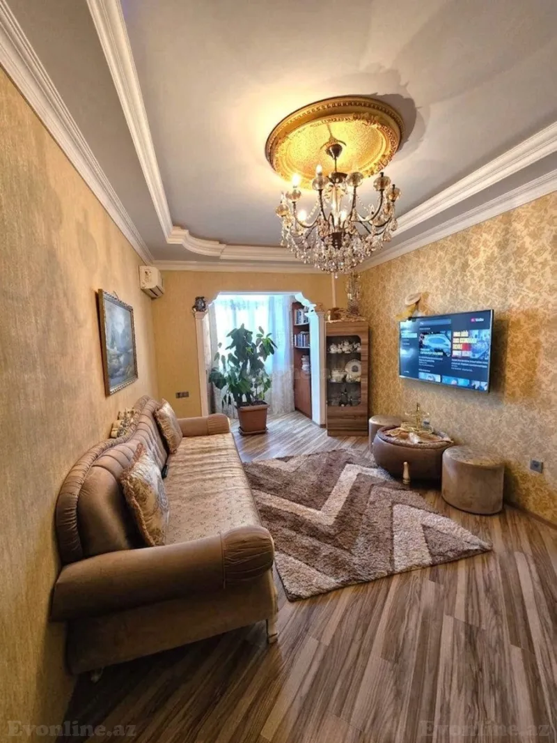 Satılır 5 otaqlı Mənzil Köhnə tikili 120 m² 20 Yanvar m.