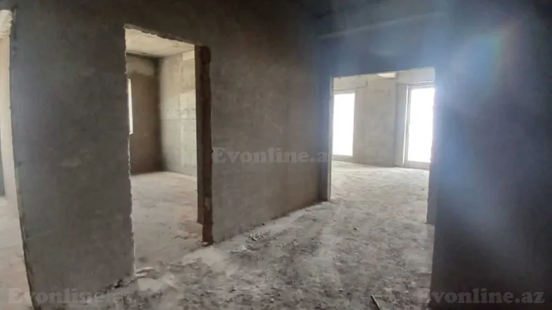 Satılır 2 otaqlı Mənzil Yeni tikili 72 m² Koroğlu m. - şəkil 3