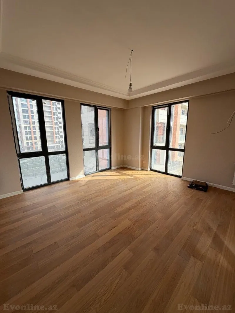 Satılır 3 otaqlı Mənzil Yeni tikili 83 m² Yasamal - şəkil 2