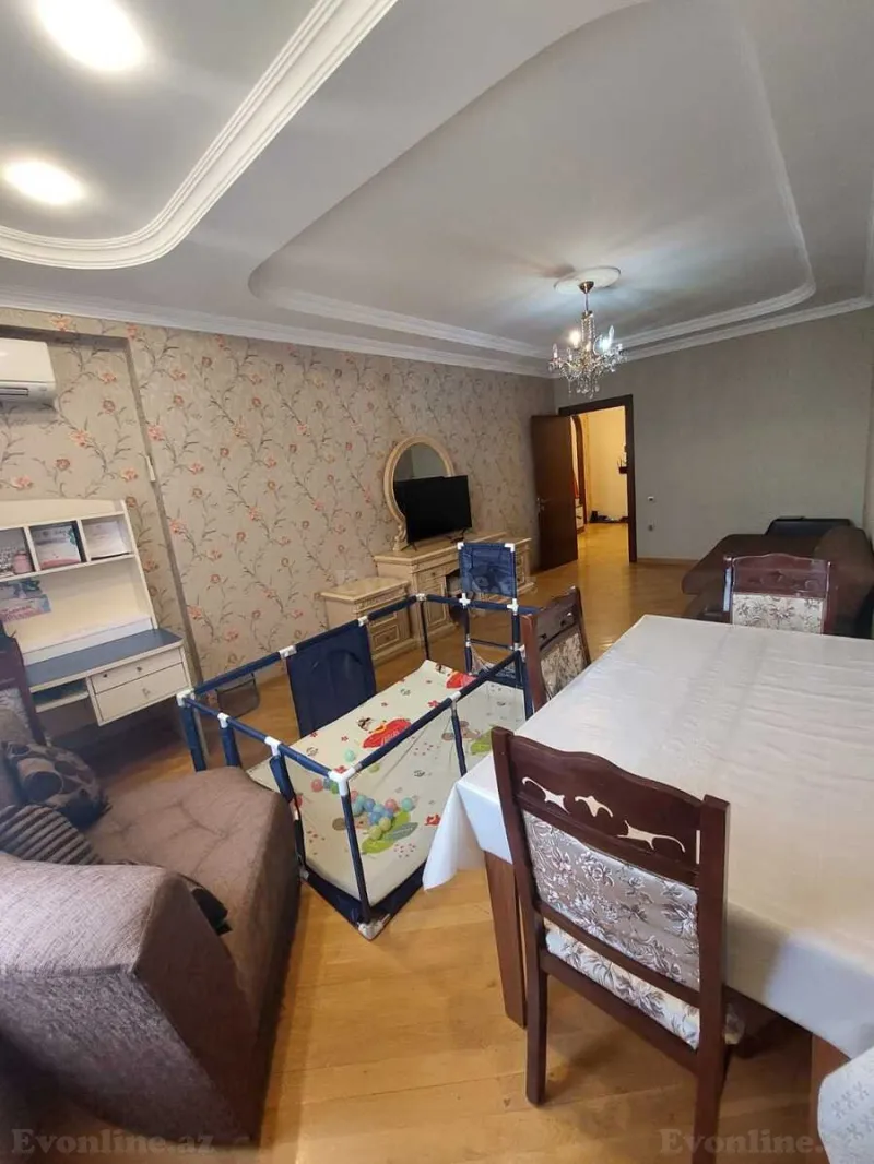 Satılır 2 otaqlı Mənzil Yeni tikili 65 m² 4-cü mikrorayon - şəkil 2