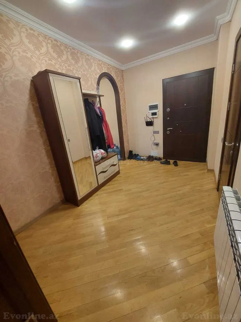 Satılır 2 otaqlı Mənzil Yeni tikili 65 m² 4-cü mikrorayon - şəkil 3