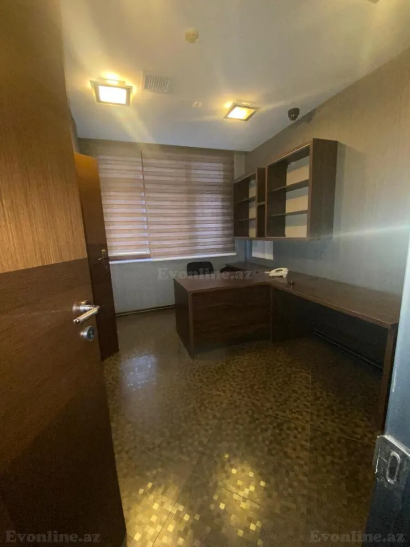 Kirayə verilir Ofis 280 m² 28 May m. - şəkil 4