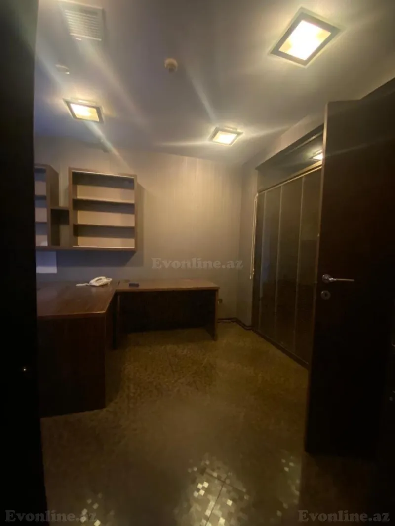 Kirayə verilir Ofis 280 m² 28 May m. - şəkil 6