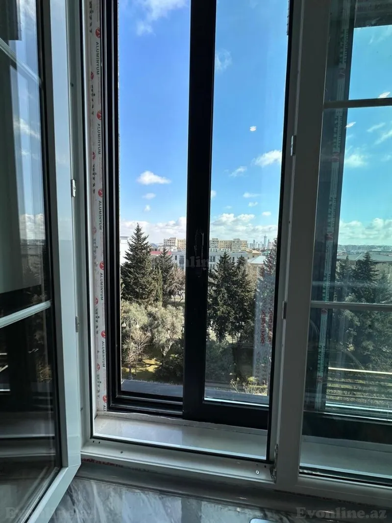 Satılır 3 otaqlı Mənzil Köhnə tikili 67 m² Gənclik m. - şəkil 19