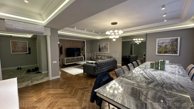 Satılır 4 otaqlı Mənzil Yeni tikili 224 m² Elmlər Akademiyası m. - şəkil 4