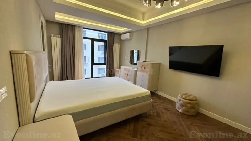 Satılır 4 otaqlı Mənzil Yeni tikili 224 m² Elmlər Akademiyası m. - şəkil 16