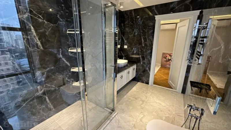 Satılır 4 otaqlı Mənzil Yeni tikili 224 m² Elmlər Akademiyası m. - şəkil 27