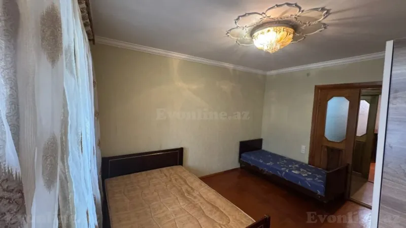 Satılır 3 otaqlı Mənzil Köhnə tikili 90 m² Xalqlar Dostluğu m. - şəkil 4