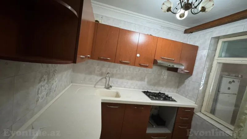 Satılır 3 otaqlı Mənzil Köhnə tikili 90 m² Xalqlar Dostluğu m. - şəkil 7