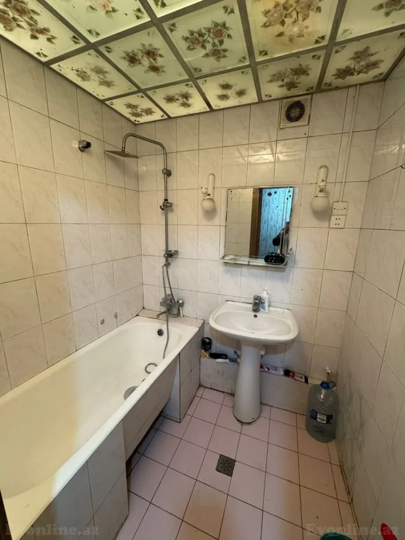 Satılır 3 otaqlı Mənzil Köhnə tikili 90 m² Xalqlar Dostluğu m. - şəkil 10