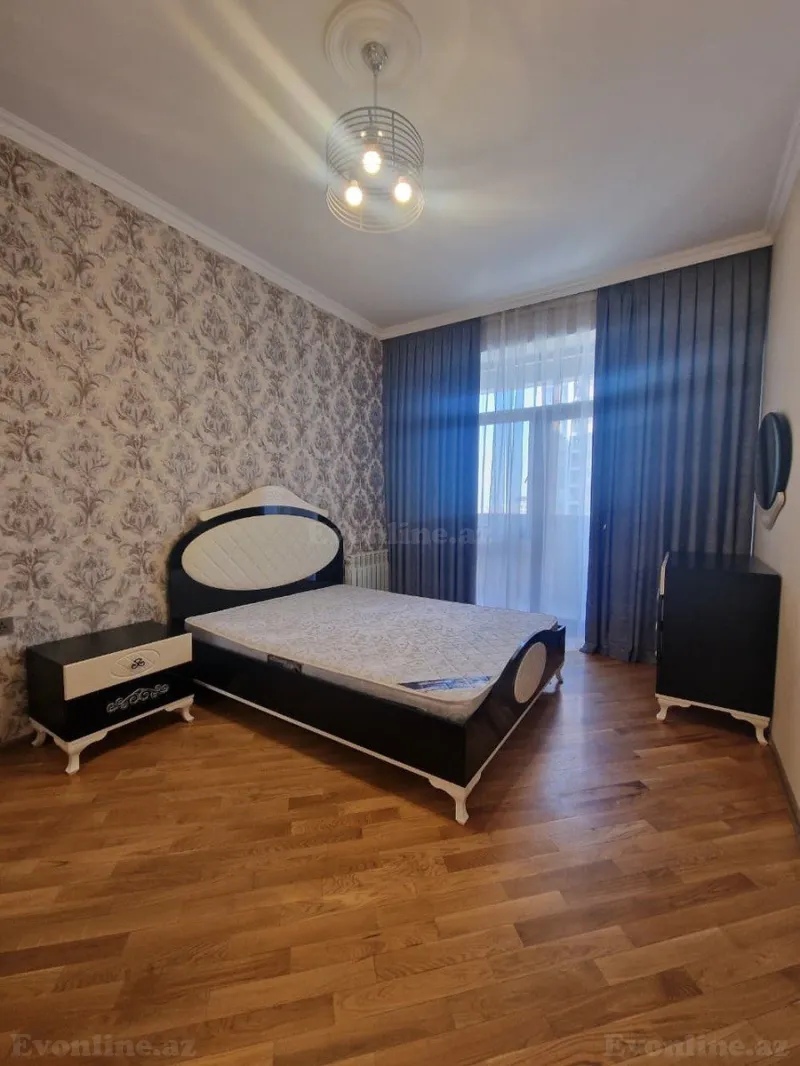 Satılır 2 otaqlı Mənzil Yeni tikili 90 m² Memar Əcəmi m. - şəkil 5