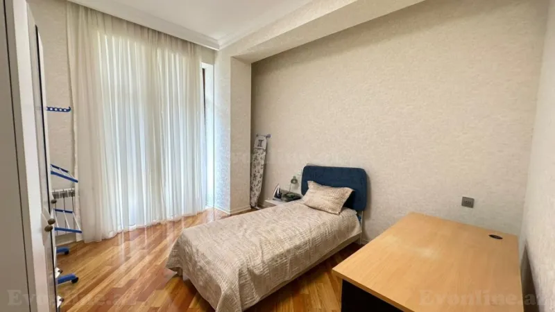 Kirayə verilir 3 otaqlı Mənzil Yeni tikili 160 m² Xətai r. - şəkil 8