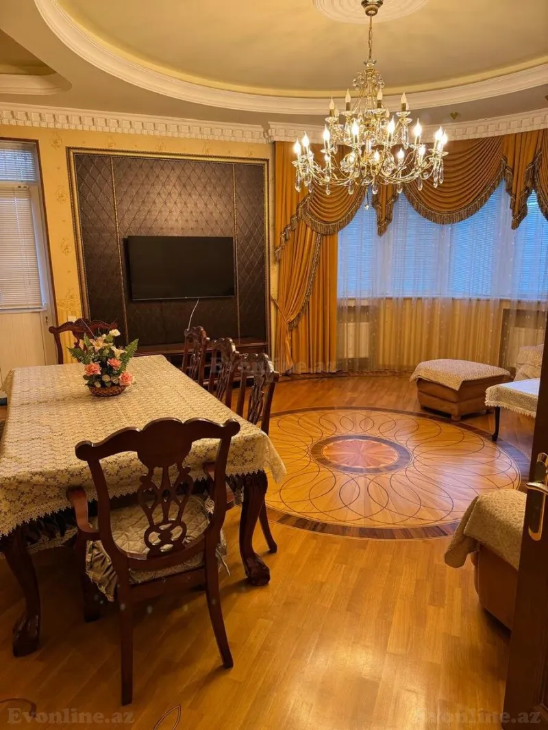 Kirayə verilir 3 otaqlı Mənzil Yeni tikili 140 m² Nərimanov r.