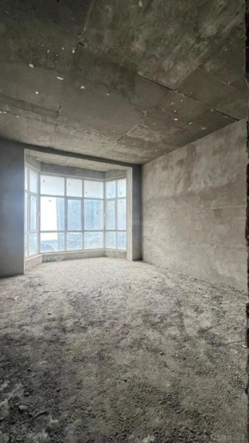 Satılır 4 otaqlı Mənzil Yeni tikili 234.7 m² 28 May m. - şəkil 6