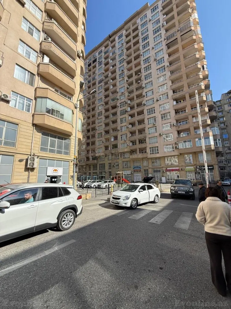 Kirayə verilir 3 otaqlı Mənzil Yeni tikili 162 m² Elmlər Akademiyası m. - şəkil 4