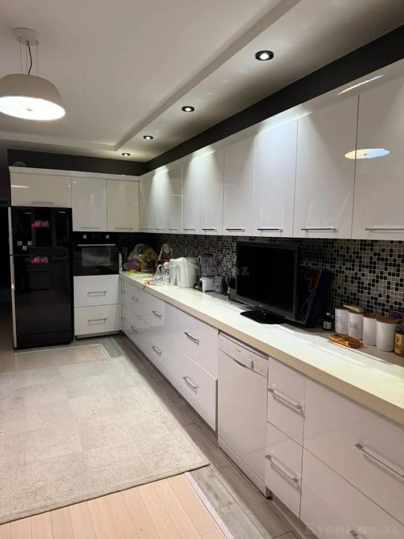 Kirayə verilir 3 otaqlı Mənzil Yeni tikili 130 m² Nəriman Nərimanov m. - şəkil 6