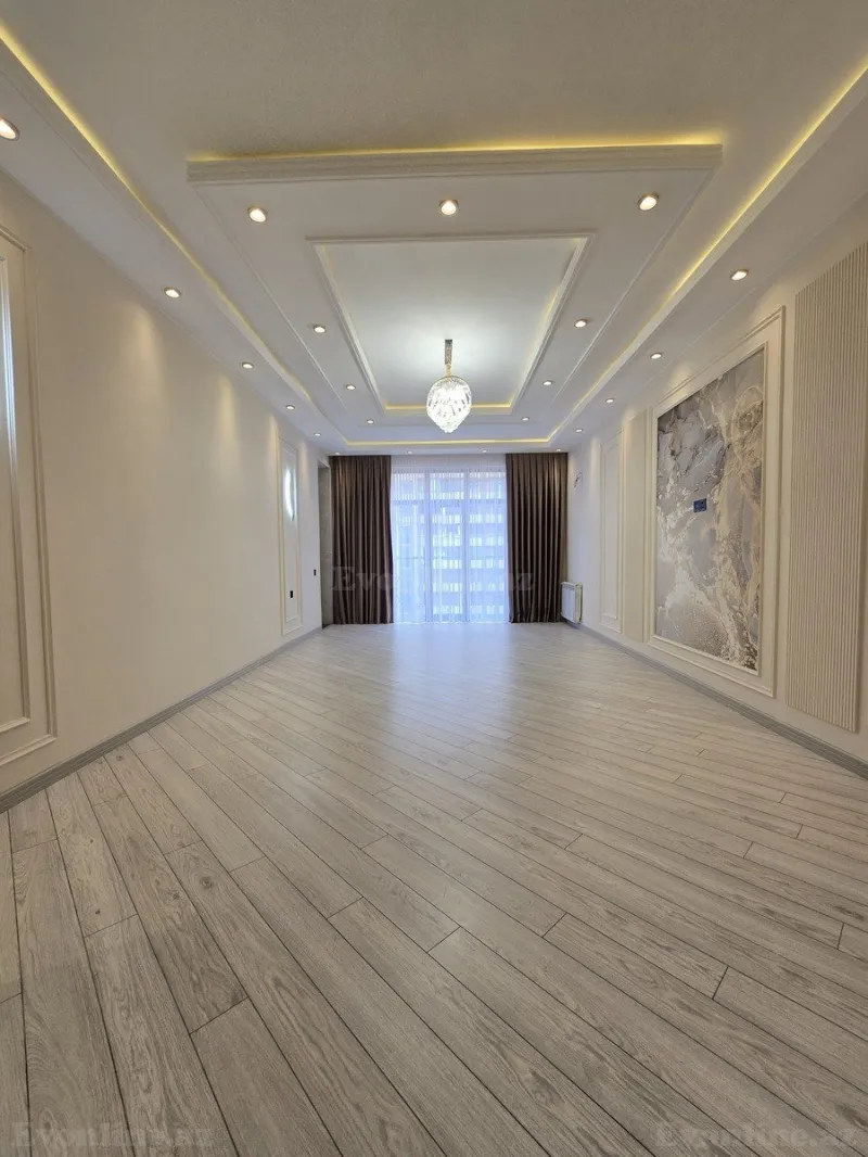 Satılır 4 otaqlı Mənzil Yeni tikili 142 m² 20 Yanvar m.