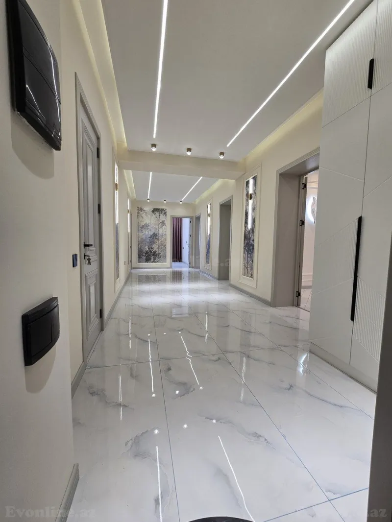 Satılır 4 otaqlı Mənzil Yeni tikili 142 m² 20 Yanvar m. - şəkil 2