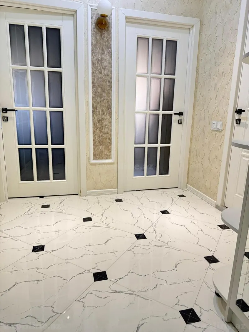 Satılır 2 otaqlı Mənzil Yeni tikili 55 m² Neftçilər m. - şəkil 6