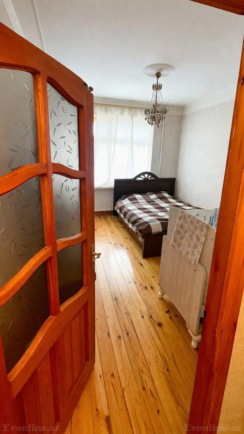 Satılır 2 otaqlı Mənzil Köhnə tikili 60 m² Əhmədli m. - şəkil 4