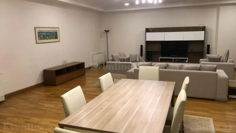 Kirayə verilir 4 otaqlı Mənzil Yeni tikili 240 m² 28 May m. - şəkil 5