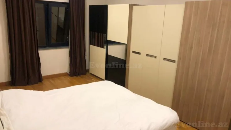 Kirayə verilir 4 otaqlı Mənzil Yeni tikili 240 m² 28 May m. - şəkil 12