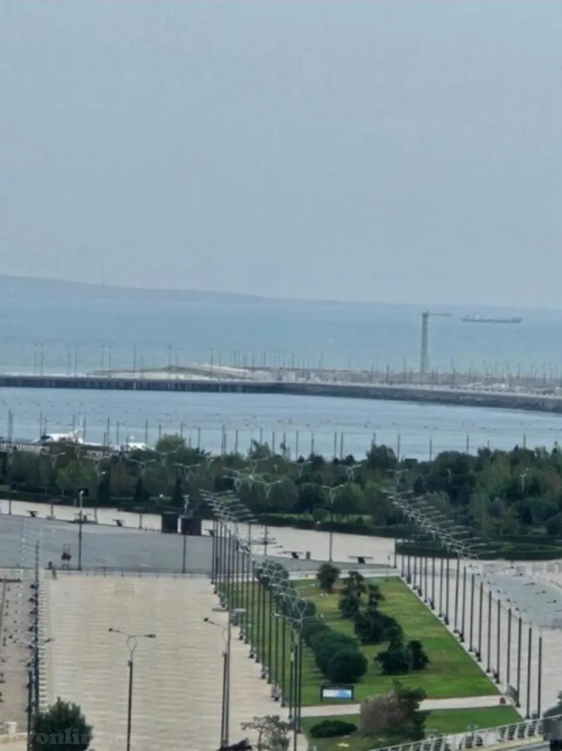 Satılır 2 otaqlı Mənzil Yeni tikili 100 m² Səbail r. - şəkil 10