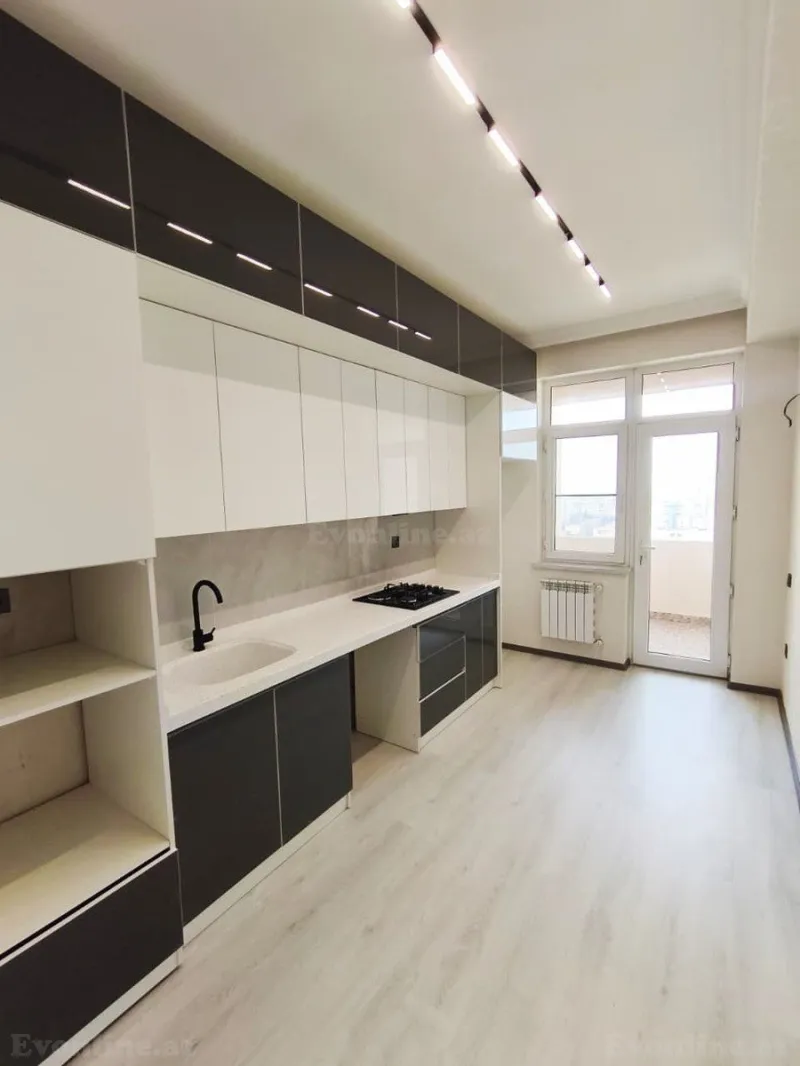 Satılır 2 otaqlı Mənzil Yeni tikili 67 m² Xalqlar Dostluğu m. - şəkil 2