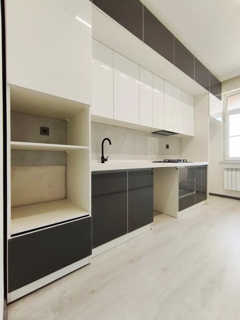 Satılır 2 otaqlı Mənzil Yeni tikili 67 m² Xalqlar Dostluğu m. - şəkil 3