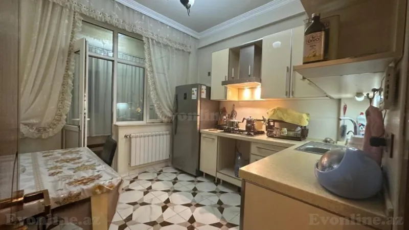 Satılır 3 otaqlı Mənzil Yeni tikili 114 m² Qara Qarayev m.