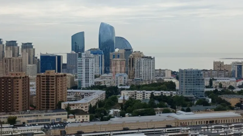 Satılır 2 otaqlı Mənzil Yeni tikili 78 m² 28 May m. - şəkil 2