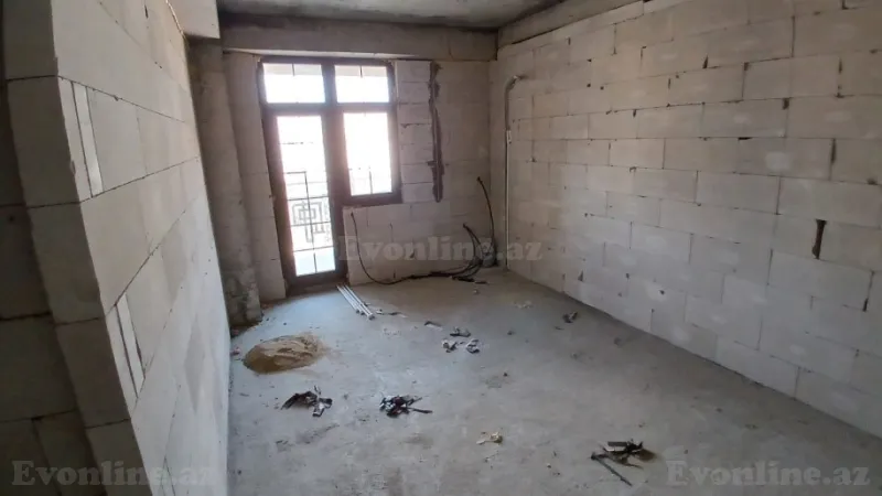 Satılır 2 otaqlı Mənzil Yeni tikili 78 m² 28 May m. - şəkil 3