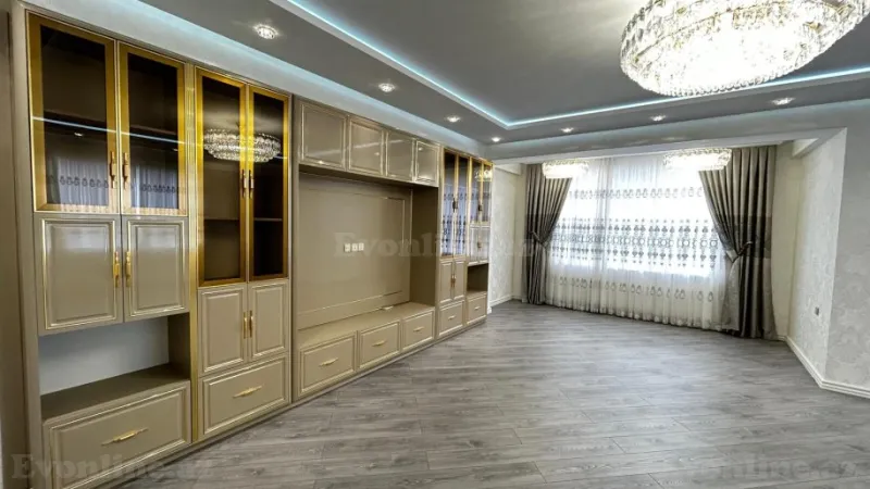 Satılır 4 otaqlı Mənzil Yeni tikili 184 m² Qara Qarayev m. - şəkil 2