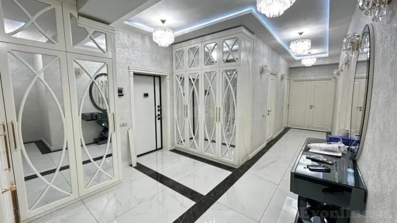 Satılır 4 otaqlı Mənzil Yeni tikili 184 m² Qara Qarayev m. - şəkil 22