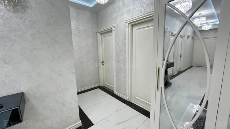 Satılır 4 otaqlı Mənzil Yeni tikili 184 m² Qara Qarayev m. - şəkil 24