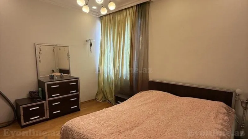 Satılır 3 otaqlı Mənzil Yeni tikili 150 m² 28 May m. - şəkil 18