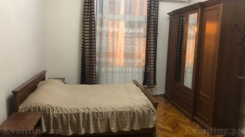 Kirayə verilir 4 otaqlı Mənzil Köhnə tikili 110 m² 28 May m. - şəkil 10