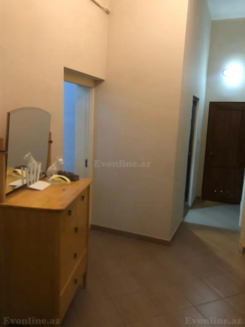 Kirayə verilir 4 otaqlı Mənzil Köhnə tikili 110 m² 28 May m. - şəkil 13