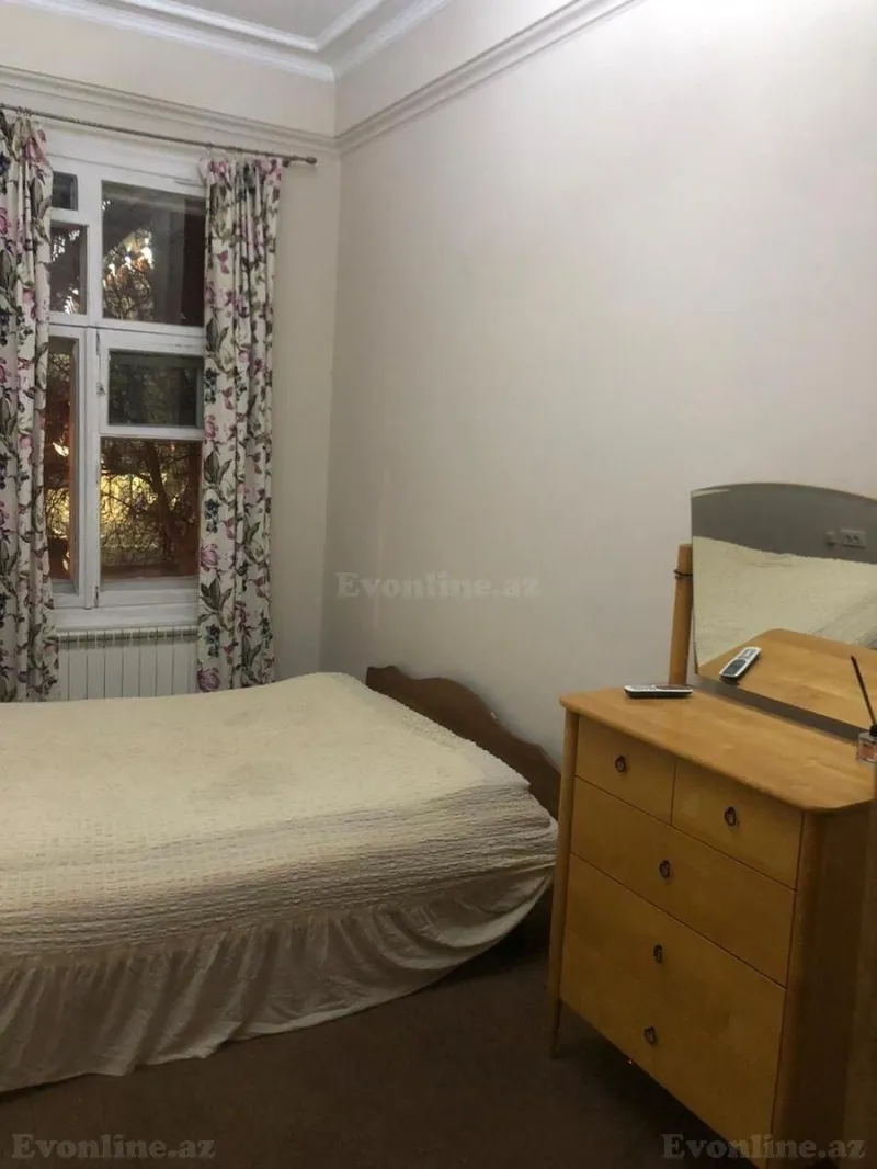 Kirayə verilir 4 otaqlı Mənzil Köhnə tikili 110 m² 28 May m. - şəkil 15