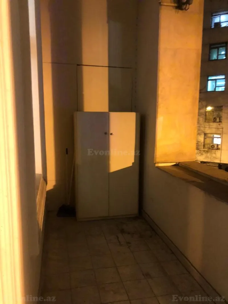 Kirayə verilir 4 otaqlı Mənzil Köhnə tikili 110 m² 28 May m. - şəkil 16