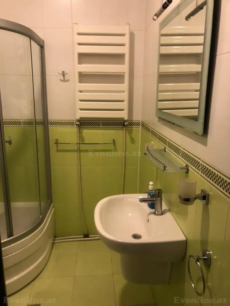 Kirayə verilir 4 otaqlı Mənzil Köhnə tikili 110 m² 28 May m. - şəkil 19