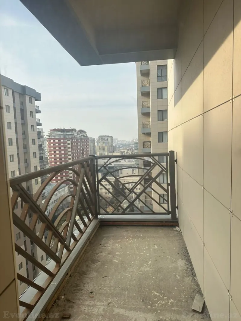 Satılır 4 otaqlı Mənzil Yeni tikili 193 m² Nəsimi r. - şəkil 13