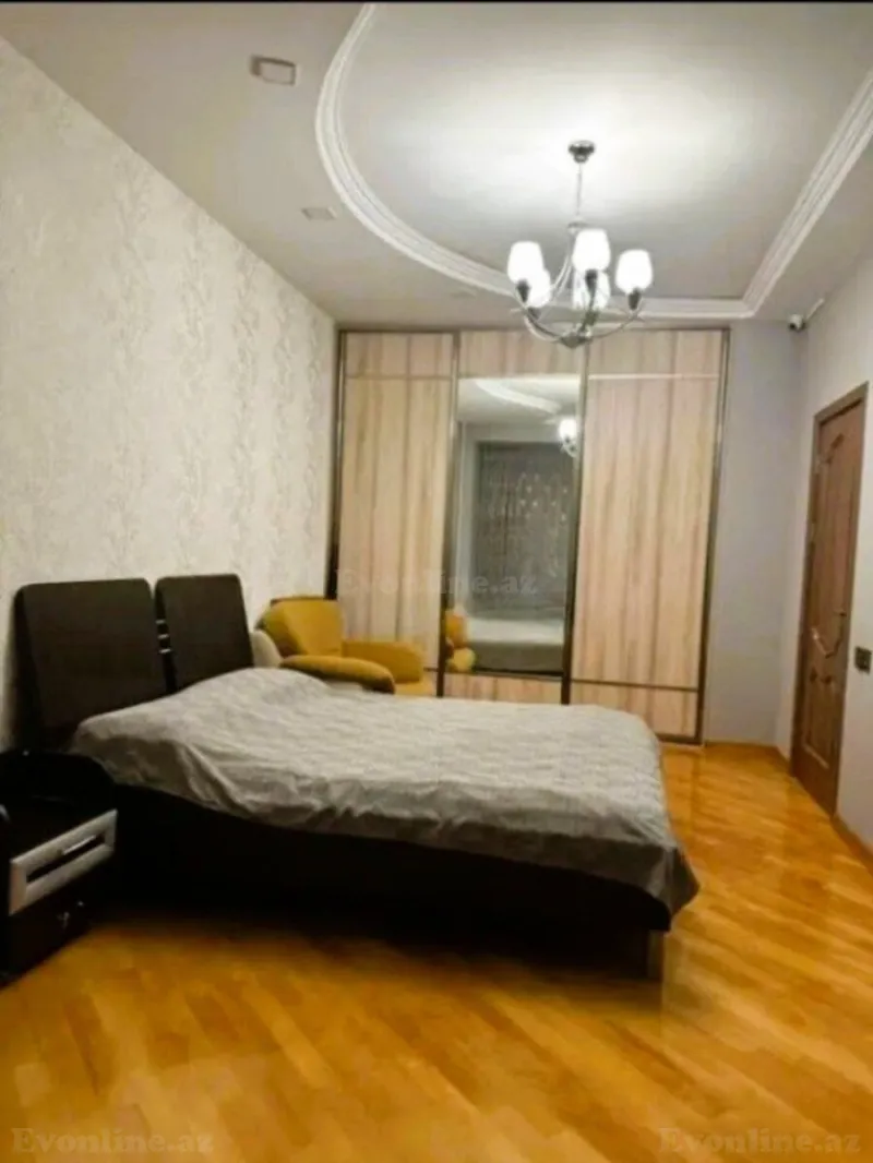 Satılır 3 otaqlı Mənzil Yeni tikili 90 m² 8 Noyabr m. - şəkil 5