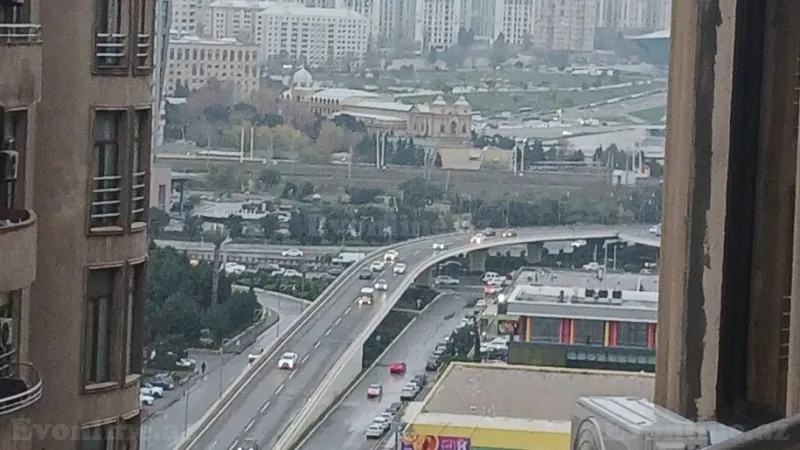 Kirayə verilir 2 otaqlı Mənzil Yeni tikili 94 m² Xətai m. - şəkil 13