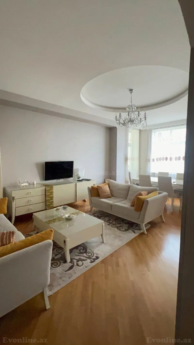 Satılır 3 otaqlı Mənzil Yeni tikili 105 m² Qara Qarayev m.
