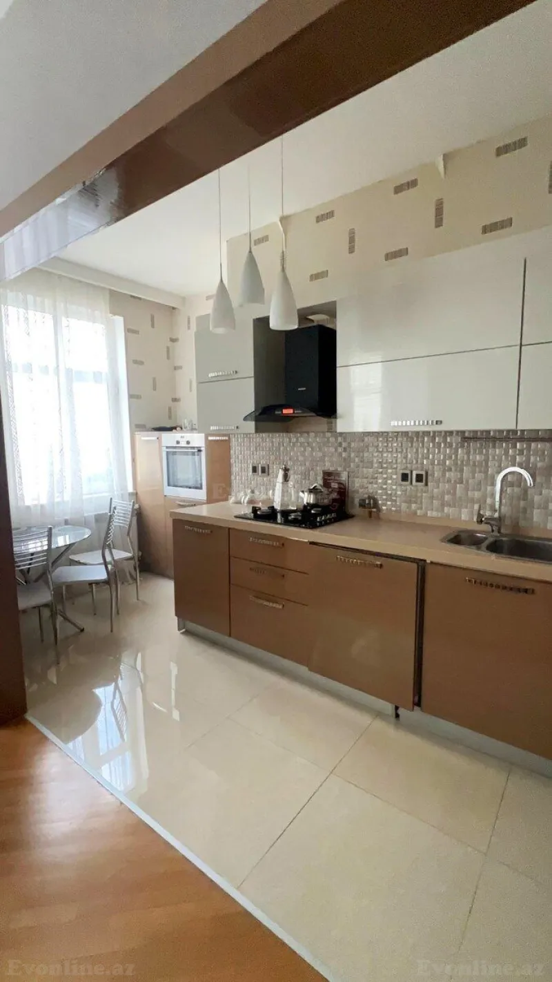 Satılır 3 otaqlı Mənzil Yeni tikili 105 m² Qara Qarayev m. - şəkil 2