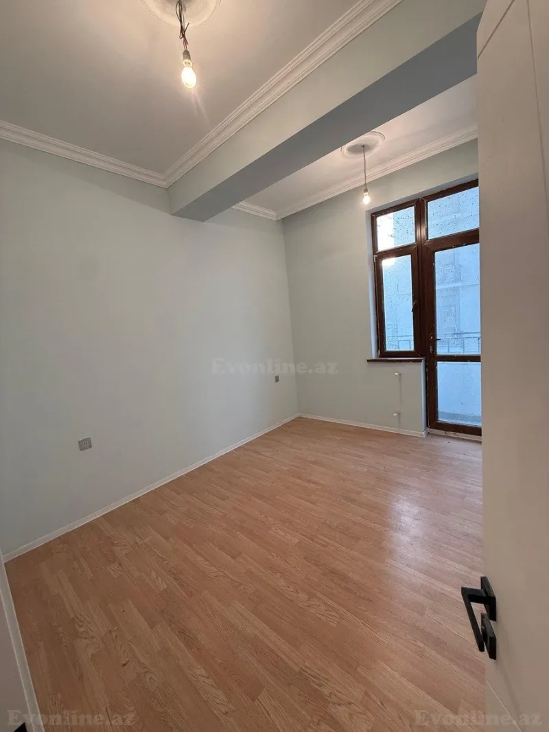 Satılır 4 otaqlı Mənzil Yeni tikili 129 m² 8 Noyabr m. - şəkil 6