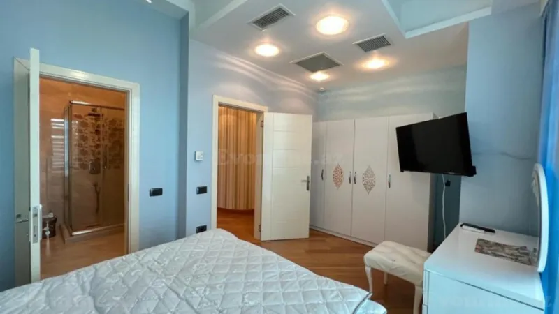 Kirayə verilir 3 otaqlı Mənzil Yeni tikili 140 m² İçərişəhər m. - şəkil 13