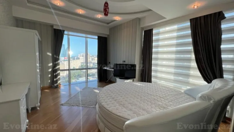 Kirayə verilir 3 otaqlı Mənzil Yeni tikili 140 m² İçərişəhər m. - şəkil 16